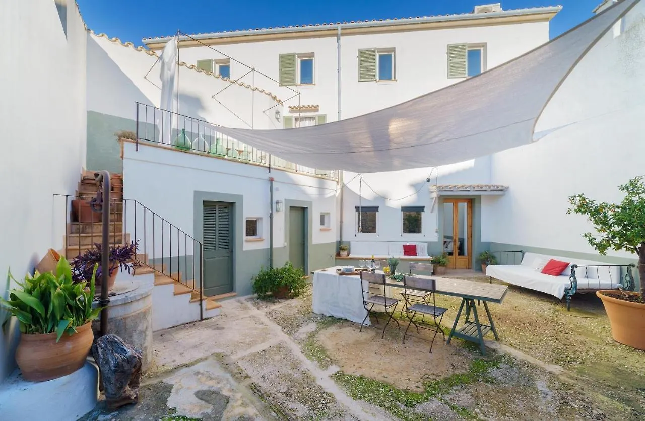 Townhouse Can Felip By Sunvillas Mallorca Pollenca
